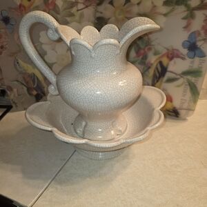 Crackle Glazed Pitcher and Basin Set